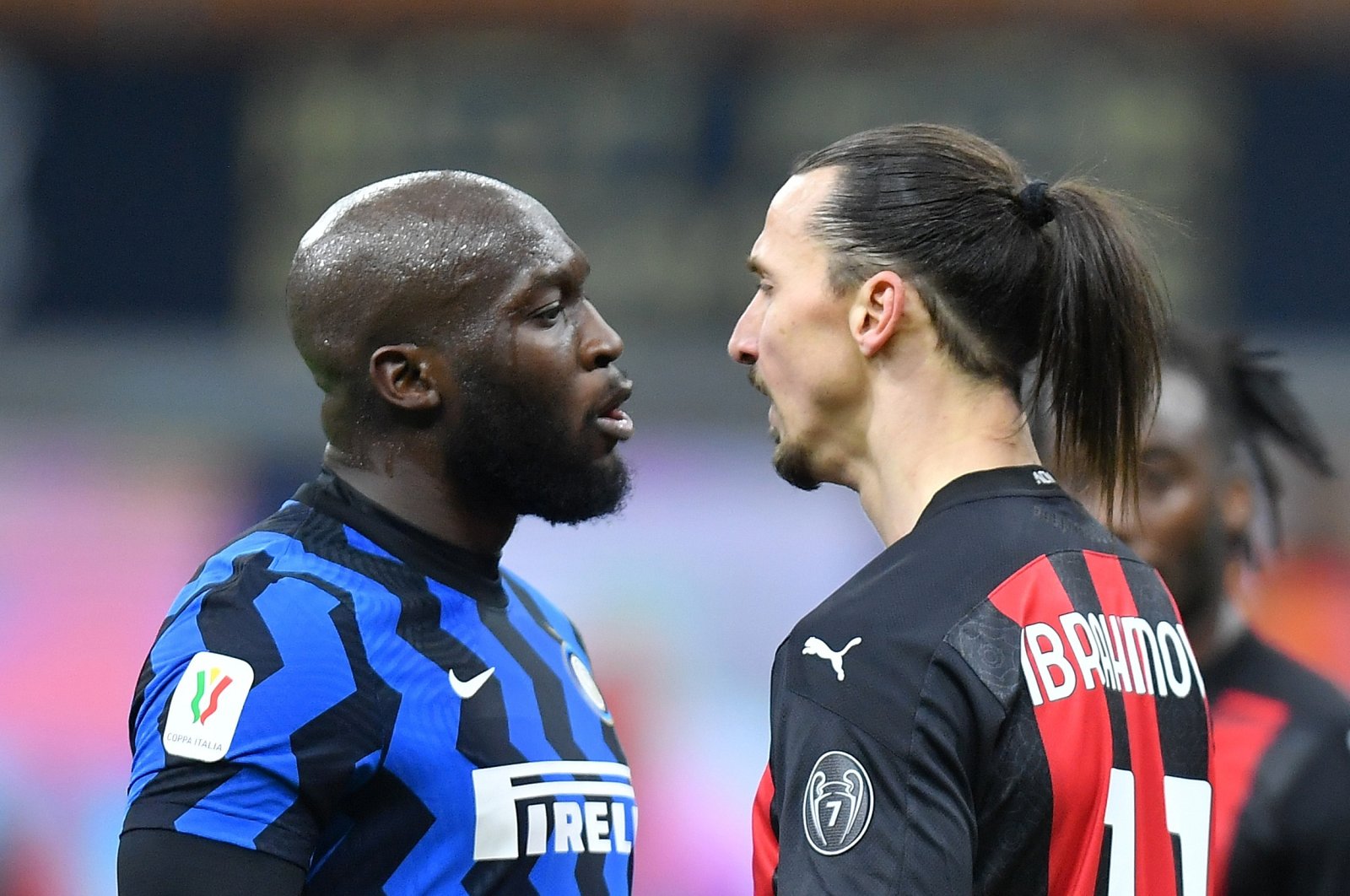 What Did Ibrahimovic Lukaku Say In Fiery Milan Derby Exchange Daily Sabah