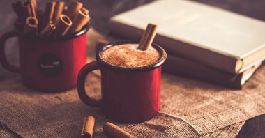 Salep, a milky traditional hot drink topped with cinnamon, is one of the many winter traditions of the Turks. (Shutterstock Photo) 