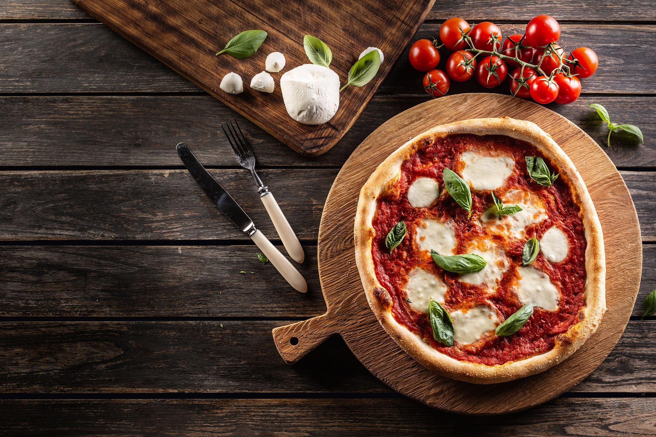 Pizza Napoletana with fresh tomato sauce, mozzarella and basil is a true classic. (Shutterstock Photo