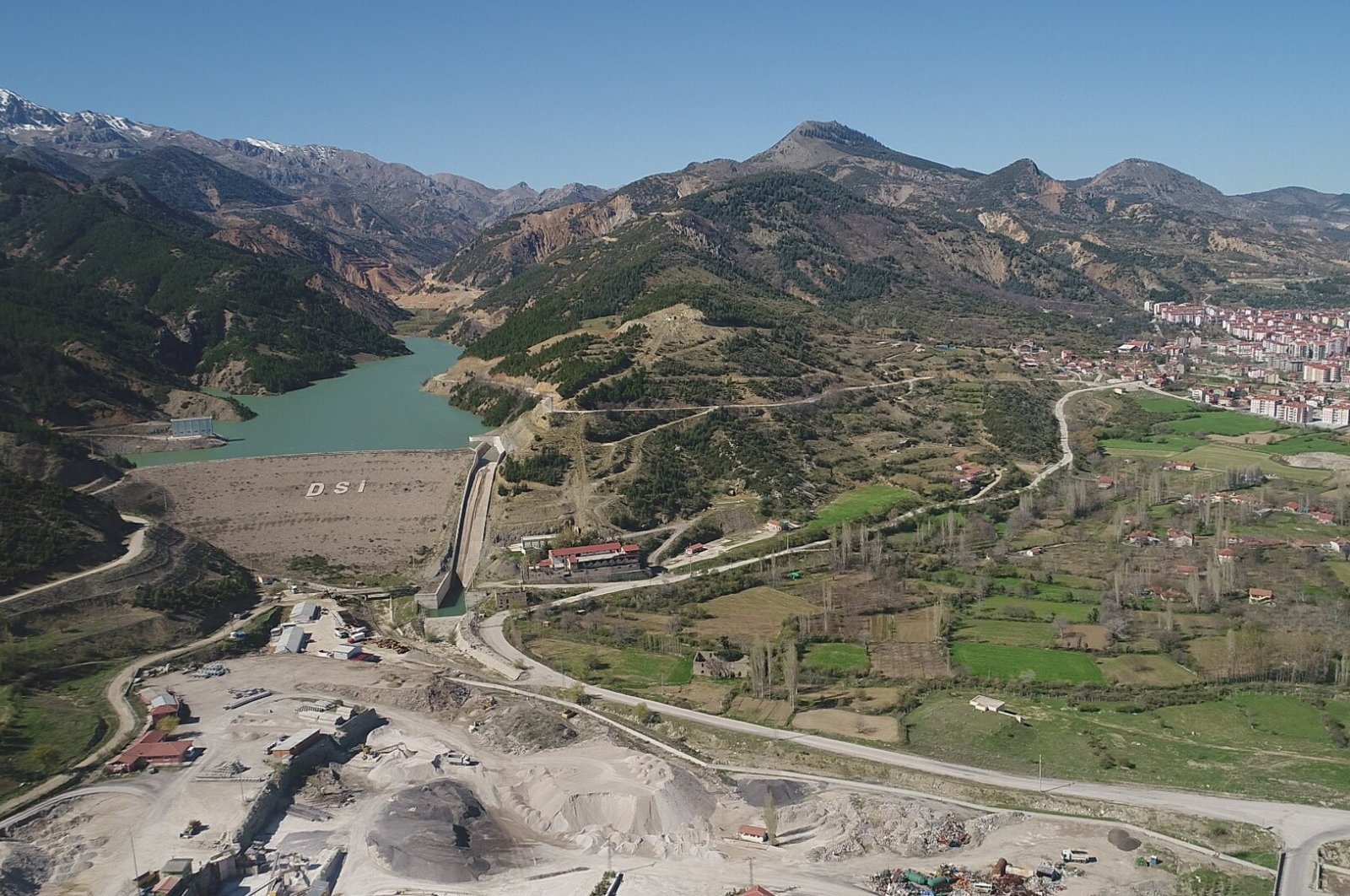 The Darıderesi Dam is seen in the southern city of Isparta, Turkey, Jan. 26, 2021. (IHA Photo)