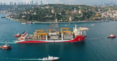 Turkey's third drillship Kanuni is seen off Istanbul as it departs for the Black Sea to carry out drilling activities, Nov. 13, 2020. (AA Photo)