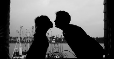 Throughout history, couples have inspired countless masterpieces with their impossible loves that caused wars, controversy and mostly ended in tragedy. (Shutterstock Photo)