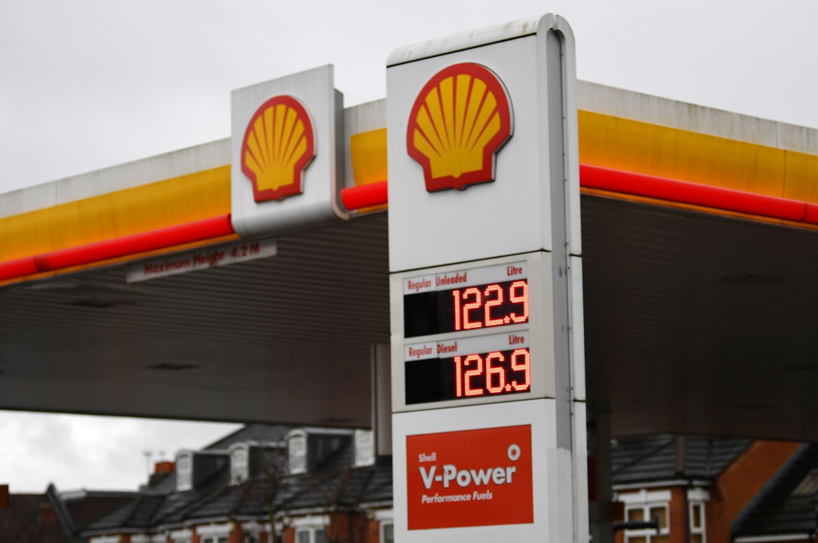 Shell logos can be seen at a service station in London, the U.K., Feb. 4, 2021. (AFP Photo)