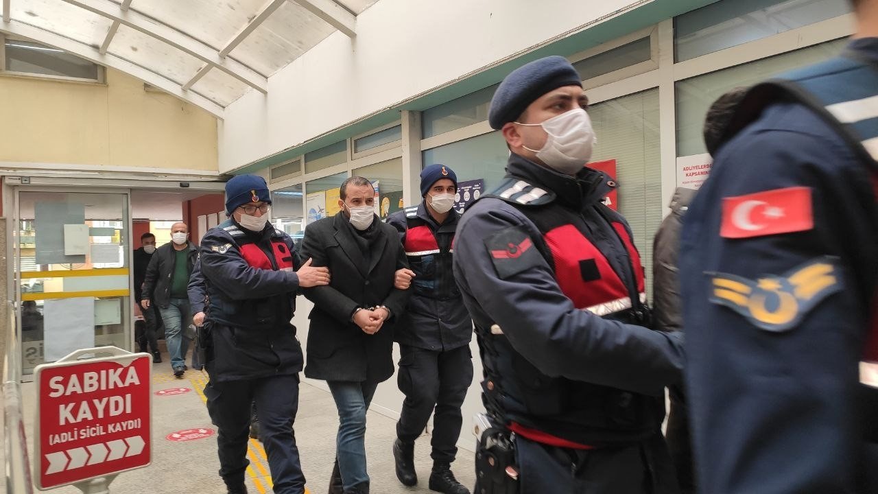 Four suspected PKK members are transported to a courthouse by Turkish security forces, northwestern Kocaeli province, Turkey, Feb. 15, 2021. (IHA Photo)