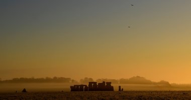 The Stonehenge ancient stone circle is seen at dawn, near Amesbury, Wiltshire, Britain, Nov. 4, 2020. (Reuters Photo)