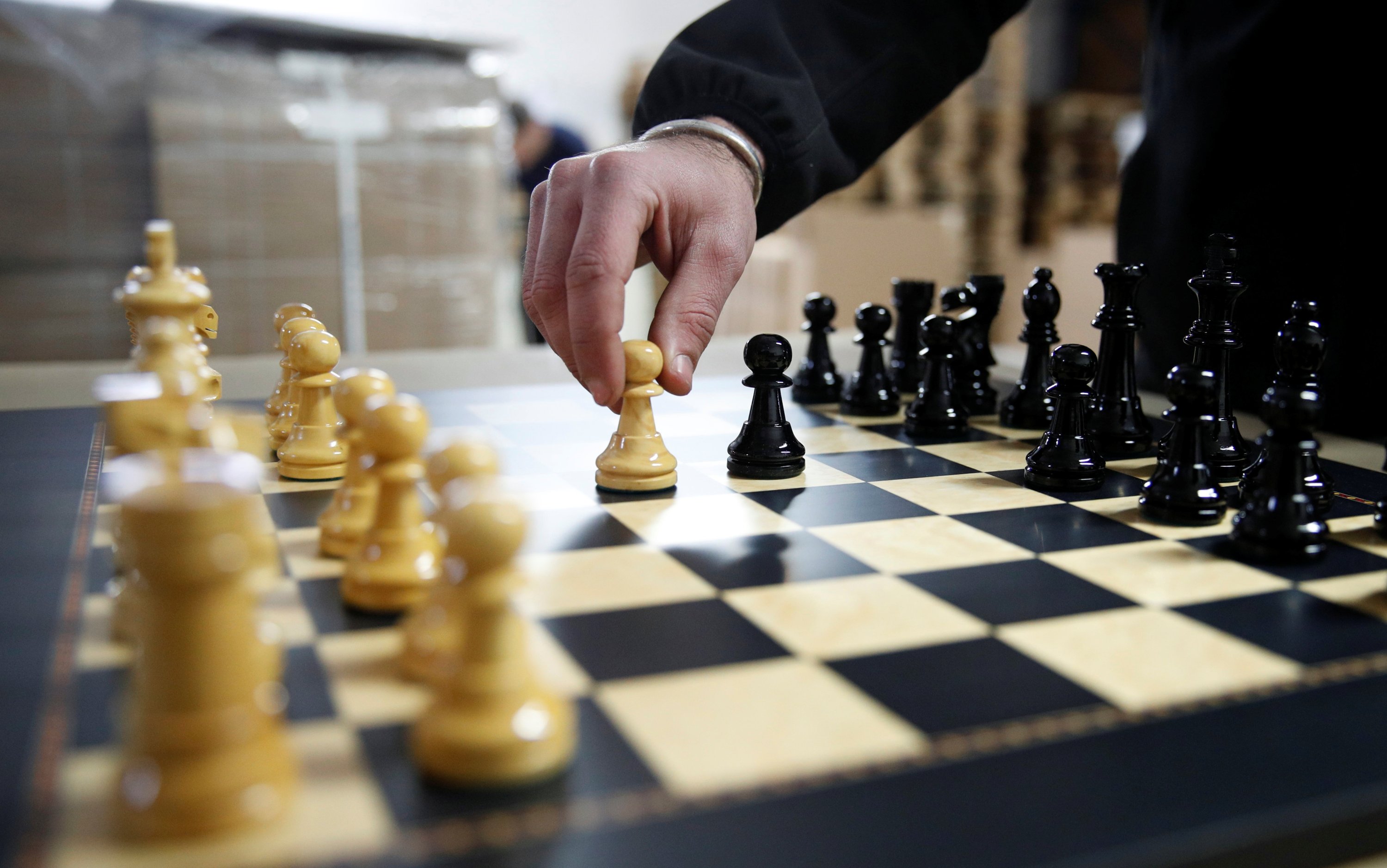 The Three Pawns Gambit – The Gambit Chess Player