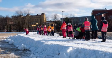 Children on excursions with their daycare groups, cross-country skiing on trails made of artificial snow in Oslo, Norway, Feb. 10, 2021. (AFP Photo)