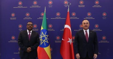 Ethiopian Foreign Minister Demeke Mekonnen (L) with his Turkish counterpart Mevlüt Çavuşoğlu in Ankara, Turkey, Feb.15, 2021. (AA)