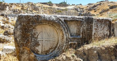 Architectural fragments in Agora at Pessinus. (Photo by Argun Konuk)