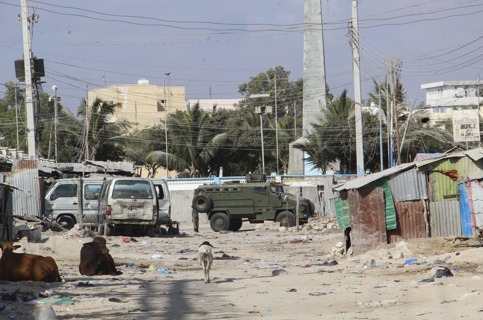 Somali military forces seal off a road near the Somali presidential palace in Mogadishu, Somalia, Feb. 19, 2021. (EPA Photo)