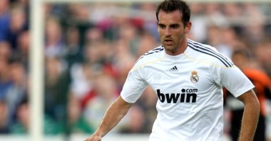 Real Madrid's German footballer Christoph Metzelder in action against Shamrock Rovers, July 20, 2009. (Reuters Photo)