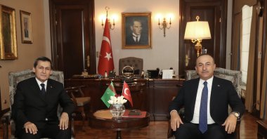 Foreign Minister Mevlüt Çavuşoğlu with his Turkmen counterpart Rashid Meredov in Ankara, Feb. 23, 2021. (AA Photo)