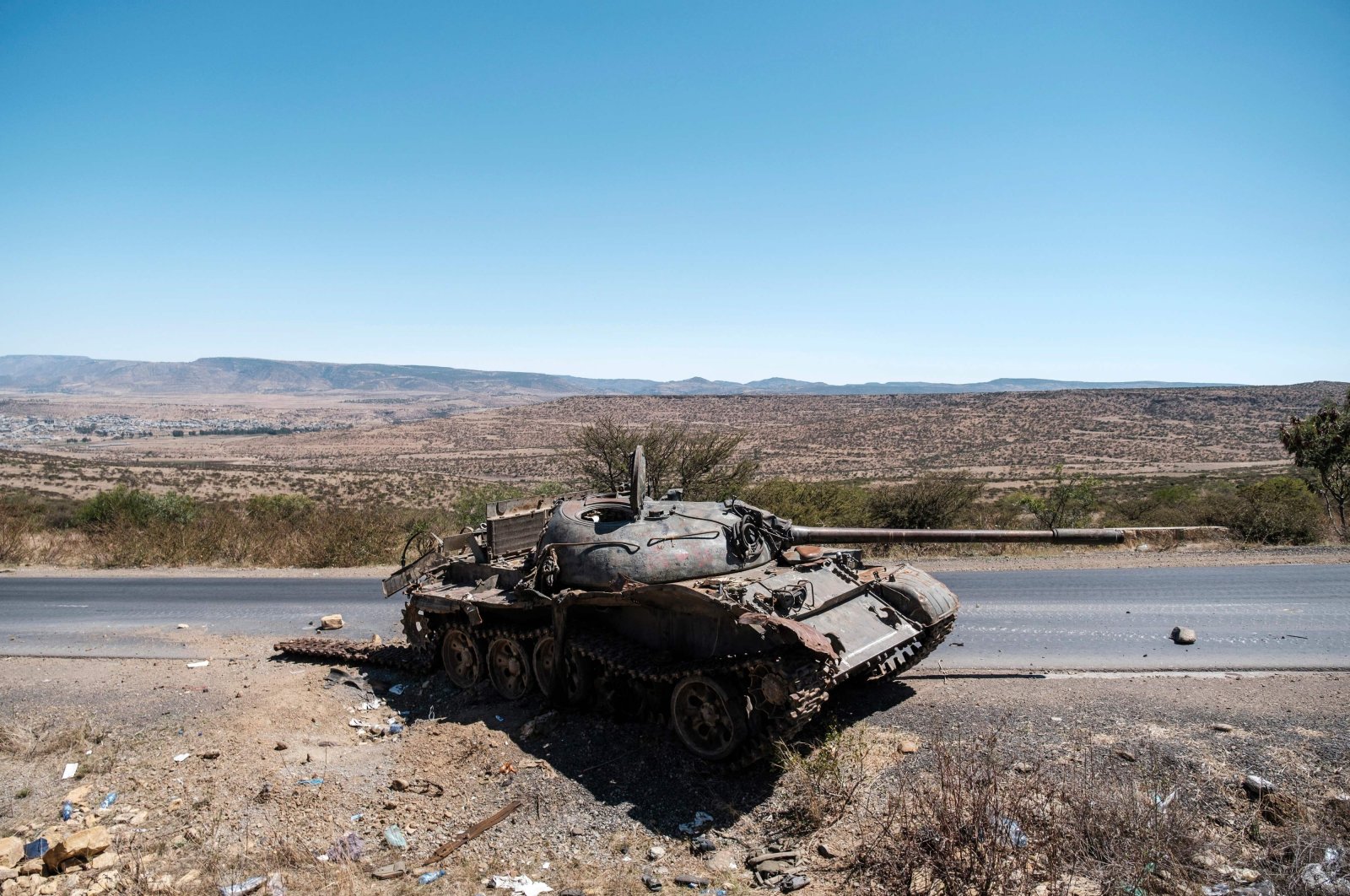 A damaged tank parks on a road north of Mekele, the capital of Tigray, Ethiopia, Feb. 26, 2021. (AFP Photo)