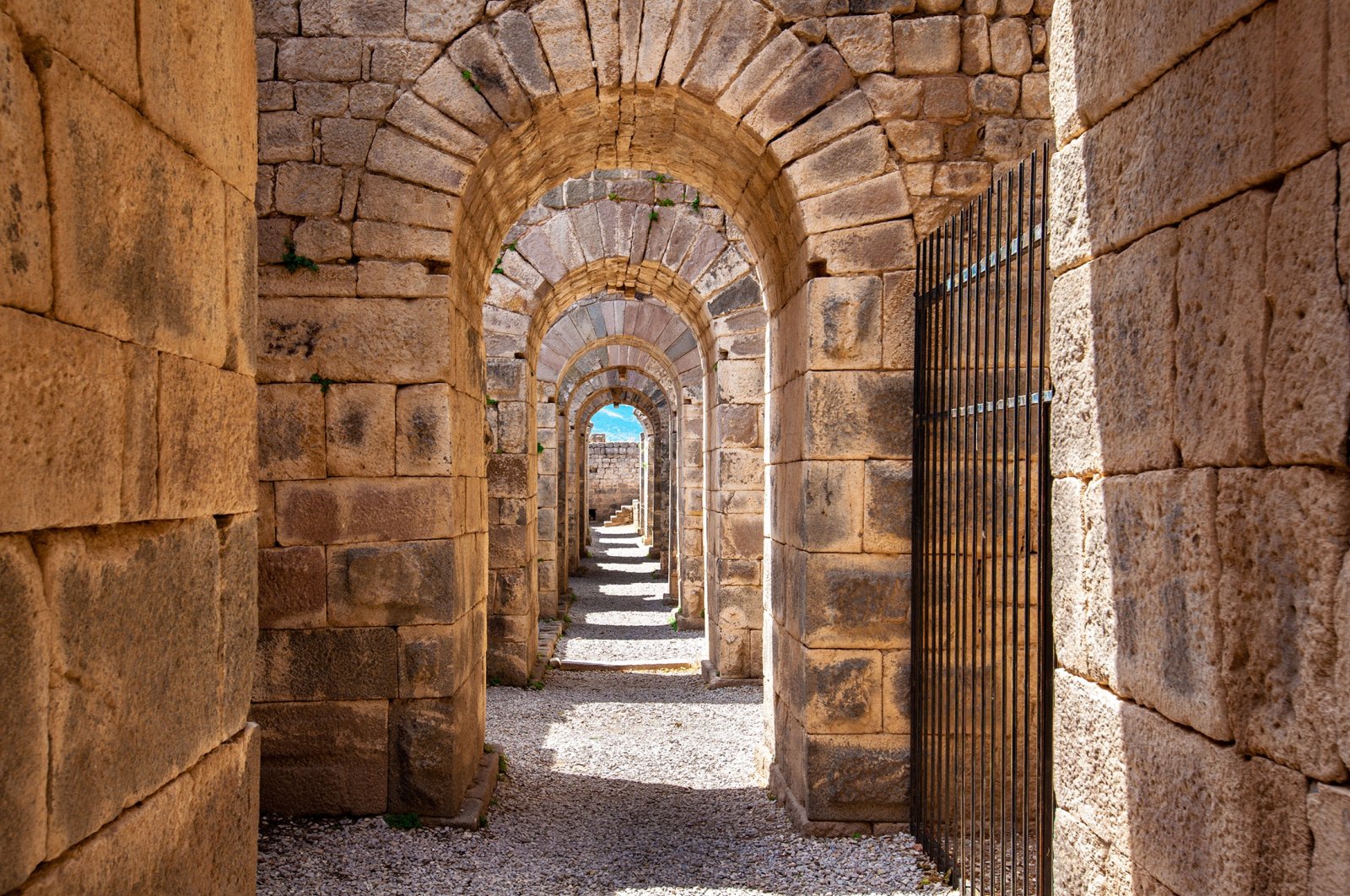 An ancient archway at UNESCO world heritage site Pergamon in Izmir, western Turkey.  (Shutterstock Photo)
