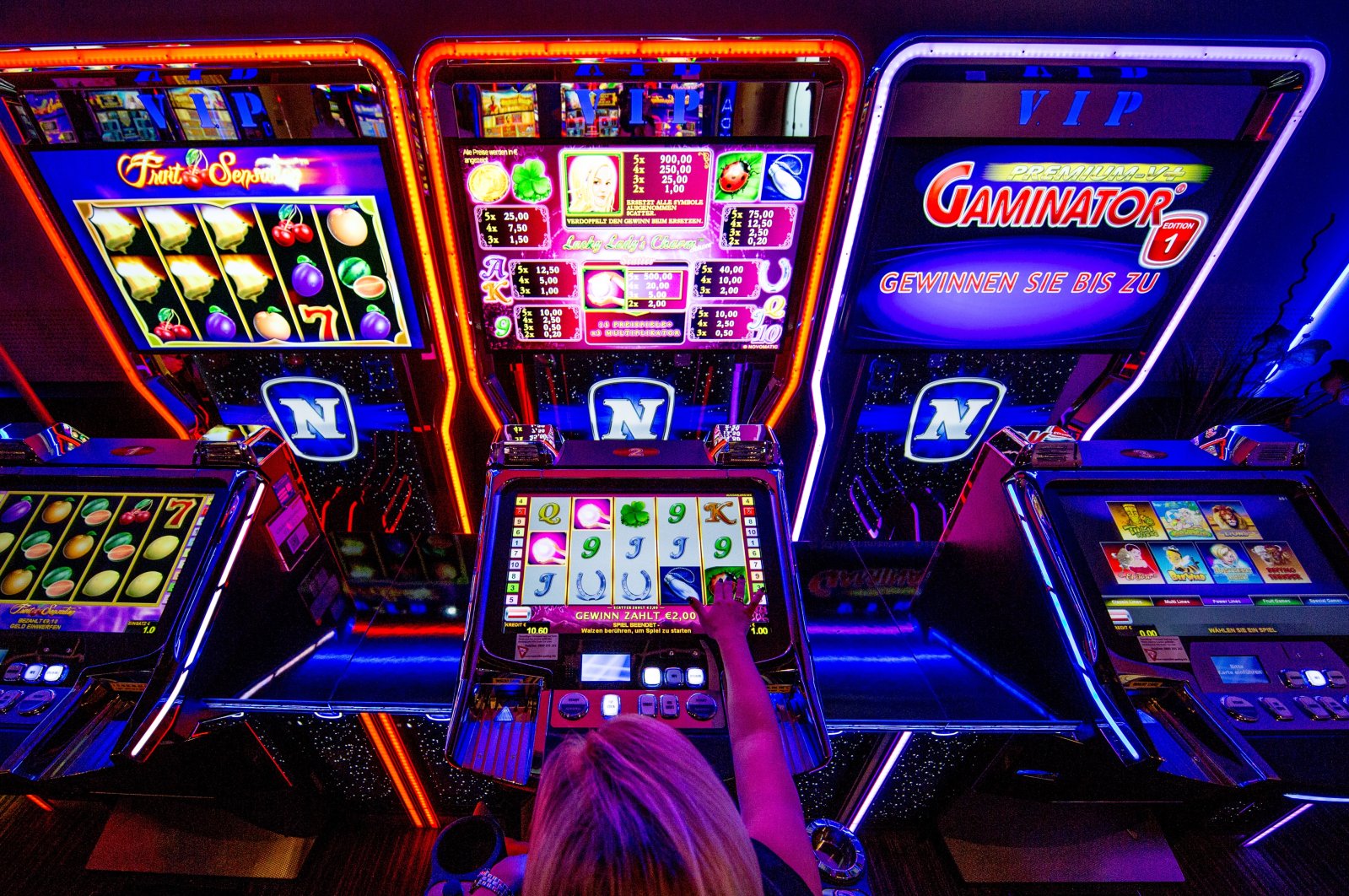 PASARANTOGEL : 15 Permainan Slot Gacor Maxwin Terpercaya Judi Slot Gacor Online Terbaik 2023 Gambling industry: Too much influence on politics? Opinion