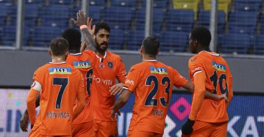 Başakşehir players celebrate a goal against Gençlerbirliği in a Turkish Süper Lig match, Ankara, Turkey, March 7, 2021. (DHA Photo)