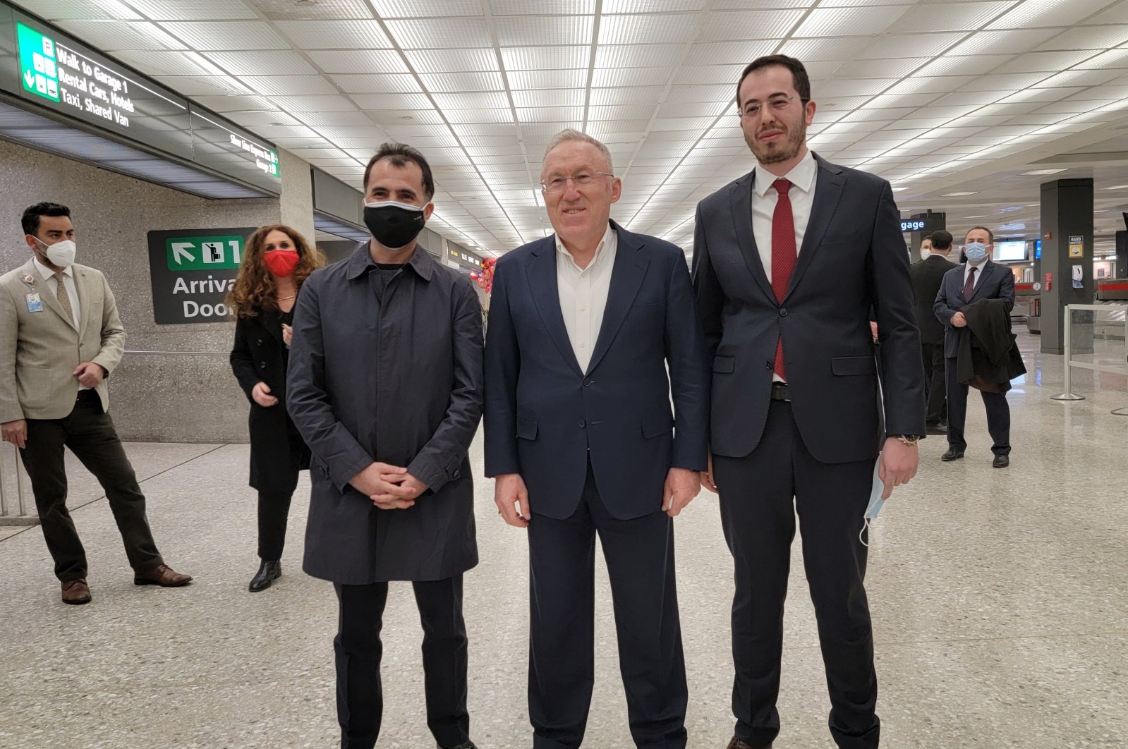 Embassy workers and the Turkish community greet  Turkey’s new U.S. Ambassador Hasan Murat Mercan in Dallas airport, March 15, 2021. (AA Photo)