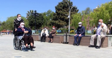 Elderly people rest in a park in Sinop, northern Turkey, May 16, 2020. (AA PHOTO)