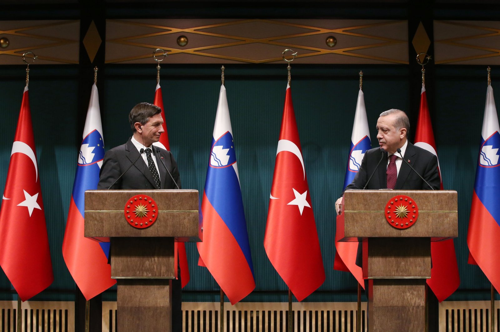 President Recep Tayyip Erdoğan and Slovenian President Borut Pahor speak at a news conference, Ankara, Dec. 15, 2016. (Sabah File Photo)