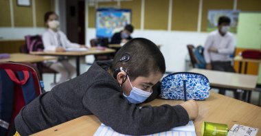 A student attends a class at Kemal Yurtbilir Middle School for the Hearing Impaired in the capital Ankara, Turkey, March 23, 2021. (AA PHOTO)