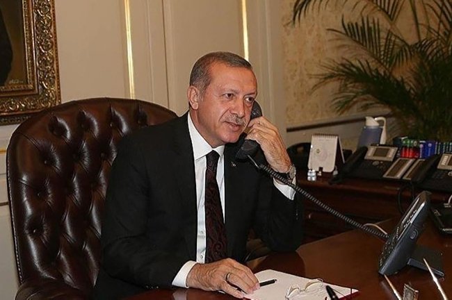 Erdogan discute le relazioni turco-italiane con il premier Draghi