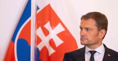 Slovak Prime Minister Igor Matovic attends a press conference with the Czech prime minister and Austrian chancellor during the Slavkov-3 summit at the Austrian Chancellery in Vienna, Austria, Sep. 9, 2020. (AFP)