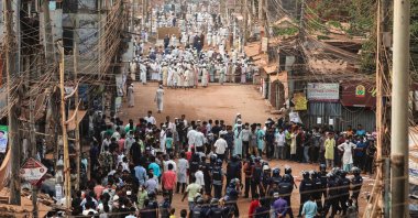 Protesters clash with police (foreground) during a demonstration against Indian Prime minister Narendra Modi's visit to Bangladesh, Chittagong, Bangladesh, March 26, 2021. (AFP Photo)