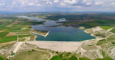 A view of Akdeğirmen dam which has little water, in Afyon, western Turkey, Mar. 22, 2021. (İHA PHOTO)