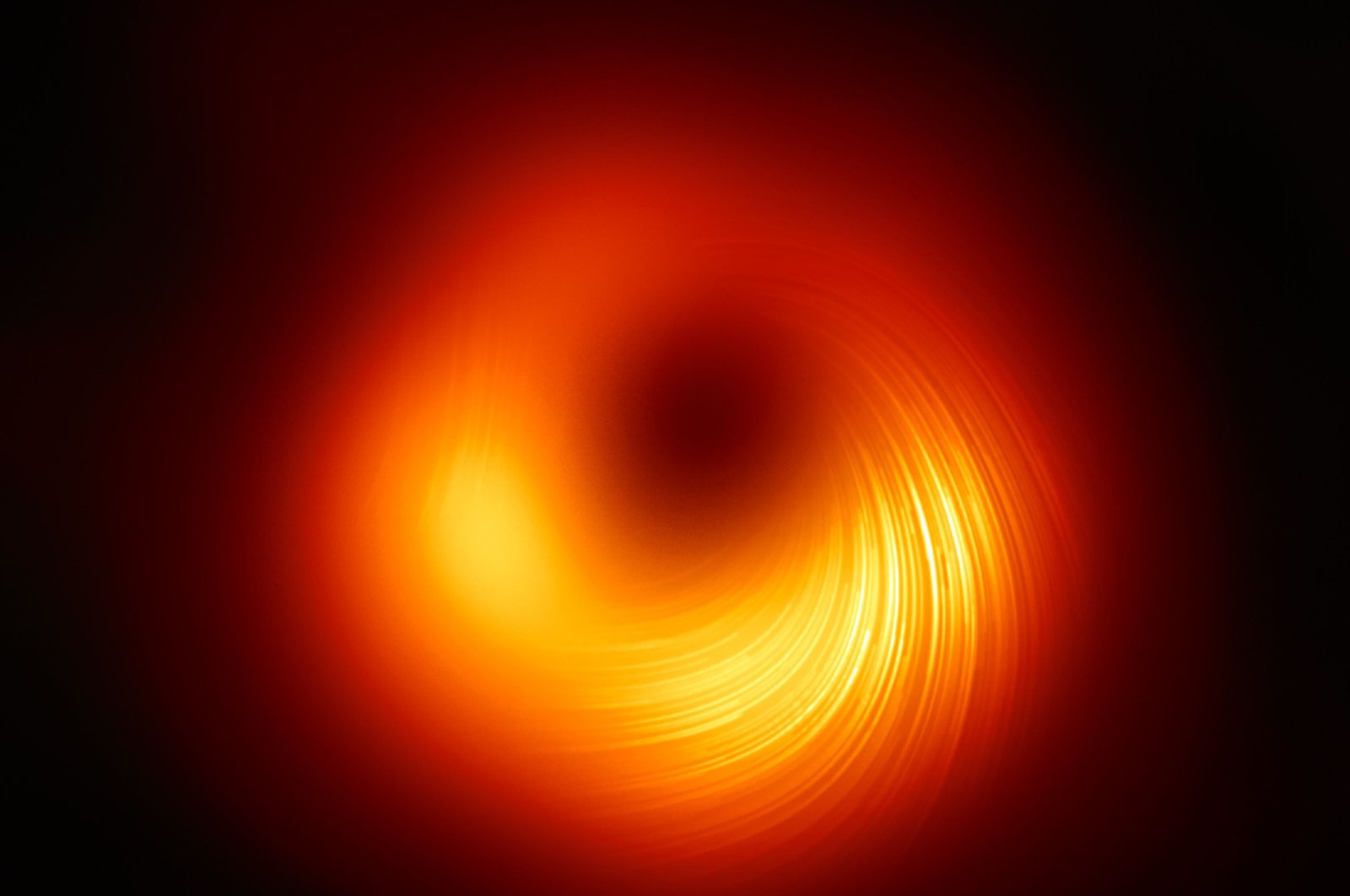 L’immagine più dettagliata di un buco nero illumina gli scienziati