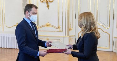 Slovak Prime Minister Igor Matovic tenders the resignation of his cabinet to President Zuzana Caputova at the Presidential Palace in Bratislava, Slovakia, March 30, 2021. (Reuters Photo)