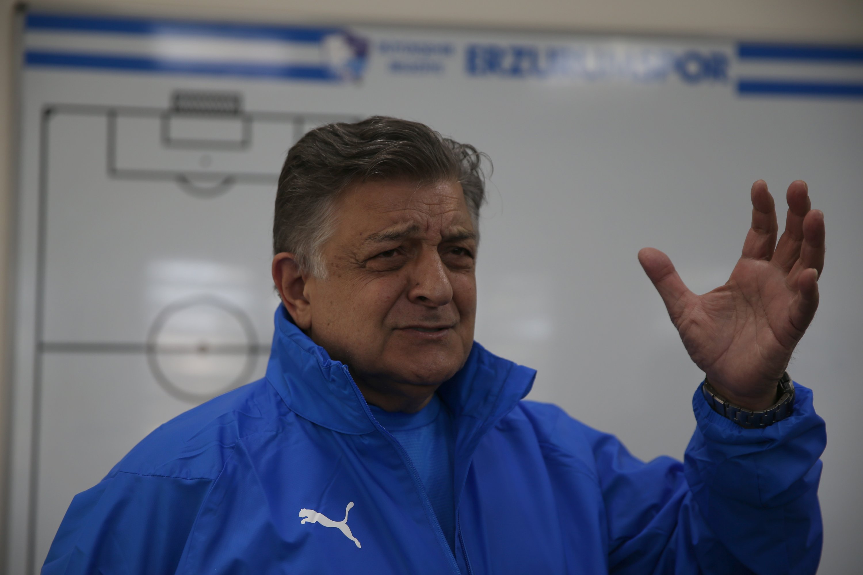 Turkish coach Yılmaz Vural laments coaching 30 teams in 35 years | Daily  Sabah