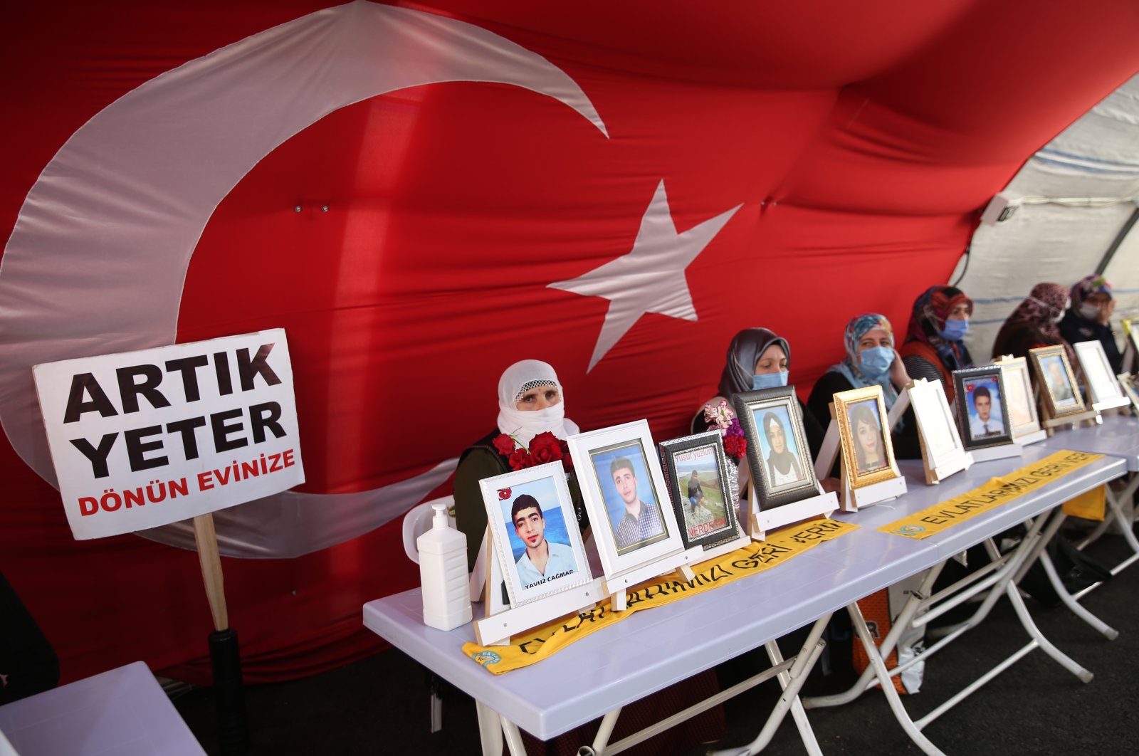 Families protesting the PKK terrorist organization in southeastern Diyarbakır province, Turkey, April 2, 2021 (AA Photo) 