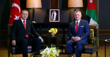 President Recep Tayyip Erdoğan (L) meets with Jordan's King Abdullah II (R) in Amman, Jordan, Aug. 22, 2017 (AA File Photo)