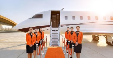 A group of flight attendants pose for a picture, Dubai, April 6, 2021. (DHA Photo)