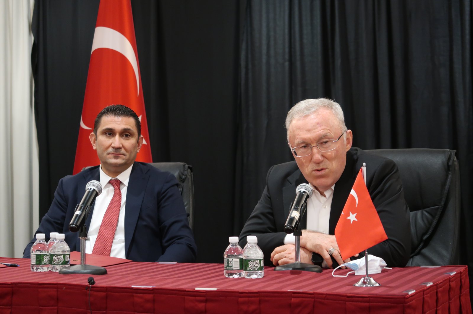 Ankara's envoy to US meets Turkish community | Daily Sabah
