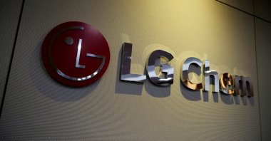 The logo of LG Chem, an owner of LG Energy Solution, at its office building in Seoul, South Korea, Oct. 16, 2020. (Reuters Photo)