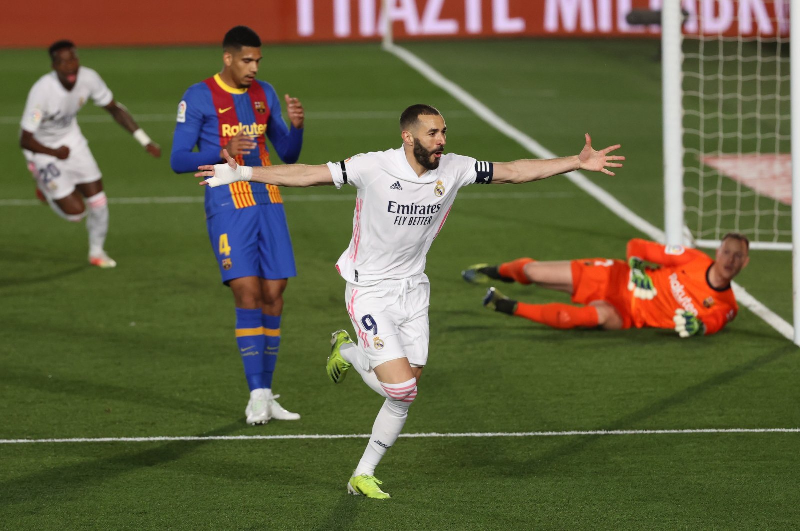 Real Madrid's Karim Benzema celebrates his goal during a La Liga match against Barcelona at the Alfredo di Stefano Stadium, Madrid, Spain, April 10, 2021. (EPA Photo)