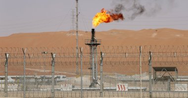 Flames are seen at Saudi Aramco's production facility at Shaybah oil field in the Empty Quarter, Saudi Arabia, May 22, 2018. (Reuters Photo)