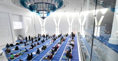 Muslim worshippers pray on the first day of the holy month of Ramadan at the al-Nour mosque in Mulhouse, eastern France, April 13, 2021. (AFP Photo)