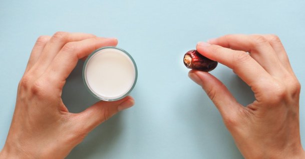 Instead of milk and dates, try swapping it for kefir for a probiotic boost during Ramadan. (Shutterstock Photo)