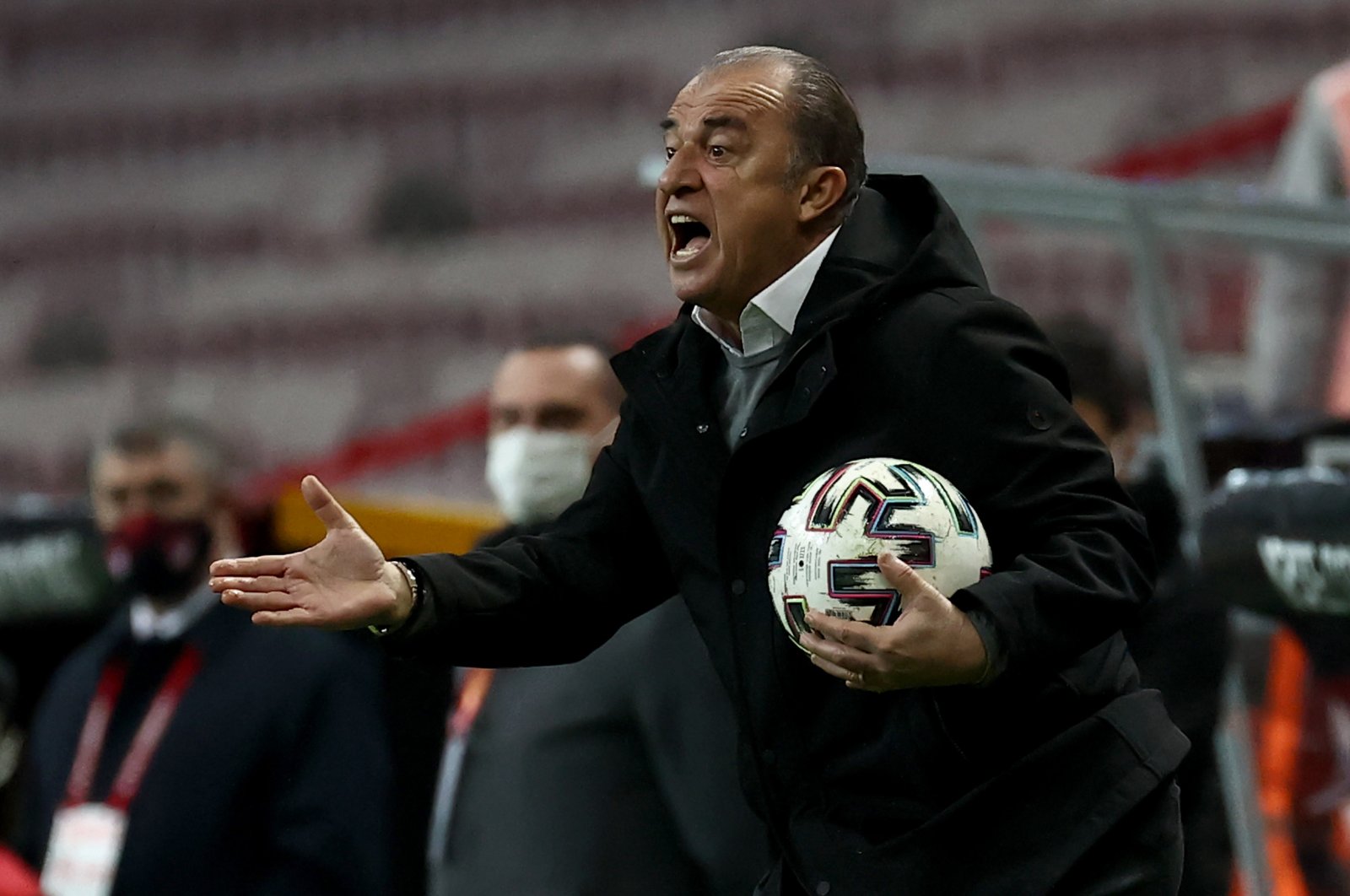 Galatasaray manager Fatih Terim gestures during a Süper Lig match against Rizespor, Istanbul, Turkey, March 19, 2021. (AA Photo)