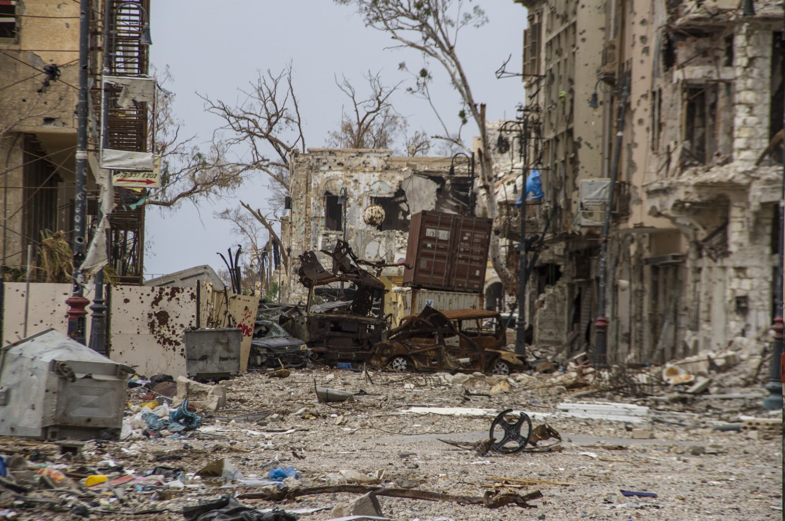 Damaged homes on a street in Benghazi, Libya, March 24, 2015. (AP File Photo)