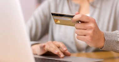 E-commerce volume in Turkey expanded by 64% in the first half of 2020. (Shutterstock Photo)