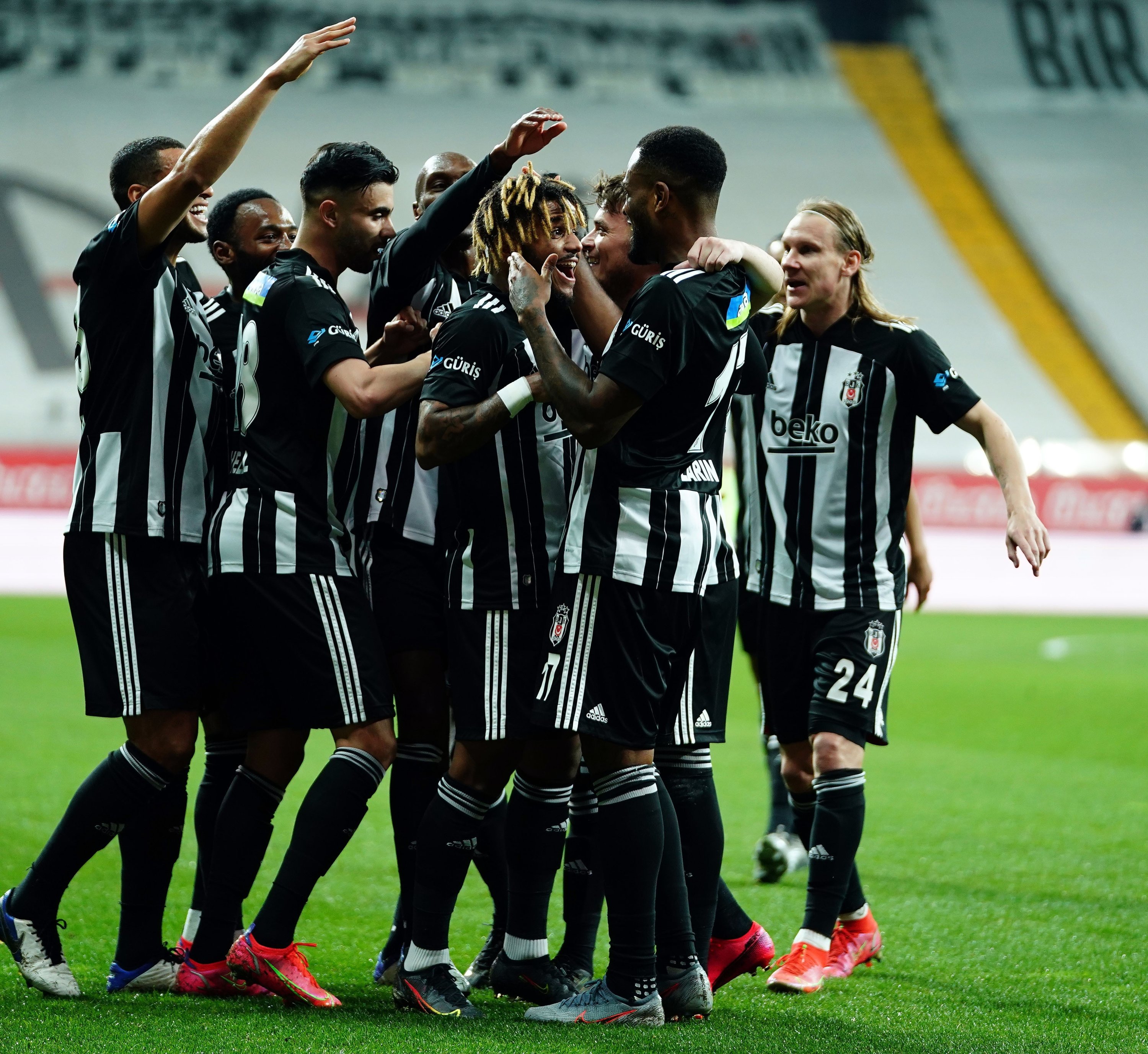 Beşiktaş only a week away from clinching Süper Lig title