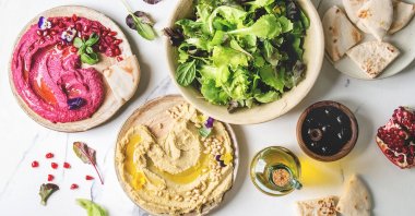 When you crave something colorful, try these variations of hummus. (Getty Images)