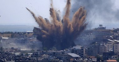 Smoke rises following Israeli airstrikes on a building in Gaza, Palestine, May 13, 2021. (AP Photo)
