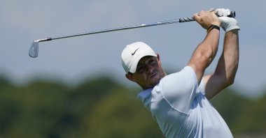Northern Ireland's Rory McIlroy watches his tee shot on the 15th hole during a practice round at the PGA Championship golf tournament on the Ocean Course, in Kiawah Island, the U.S., May 18, 2021. (AP Photo)