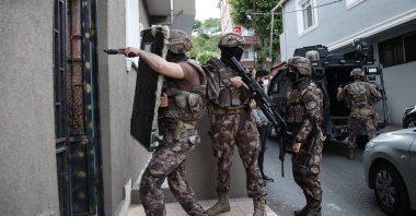 Special operations squads conduct a counterterrorism operation in Istanbul, Turkey, May 20, 2021. (AA Photo)