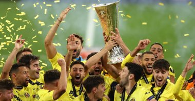 Villarreal players lift UEFA Europa League trophy after beating Manchester United in the final at the Gdansk Stadium, Gdansk, Poland, May 26, 2021. (AFP Photo)