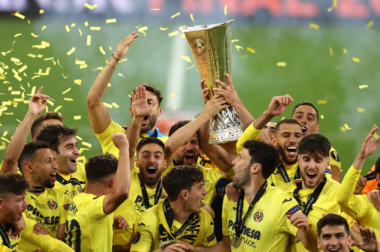 Villarreal players lift UEFA Europa League trophy after beating Manchester United in the final at the Gdansk Stadium, Gdansk, Poland, May 26, 2021. (AFP Photo)